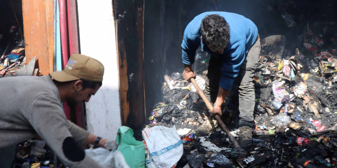 زینہ کدل میں آتشزدگی‘کم از کم۸دکانیں خاکستر