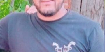 شوپیاں میں چھٹی پر آئے سی آر پی ایف اہلکار مشتبہ جنگجووں کے حملے میں ہلاک