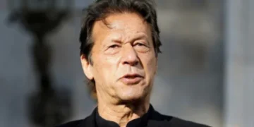 پاکستان :عمران خان کی حکومت اکثریت سے محروم