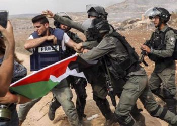 اسرائیلی فوج نے گزشتہ سال فلسطینی صحافیوں پر 260 سے زیادہ حملے کیے، رپورٹ