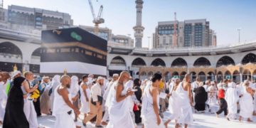 دوسال بعد خانہ کعبہ اور مسجد نبویؐ میں اعتکاف کی اجازت