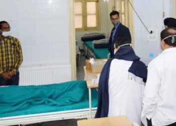لیفٹیننٹ گورنر کا صدر ہسپتال کا دورہ ،دوغیر مقامی زخمی مزدوروں کی عیادت
