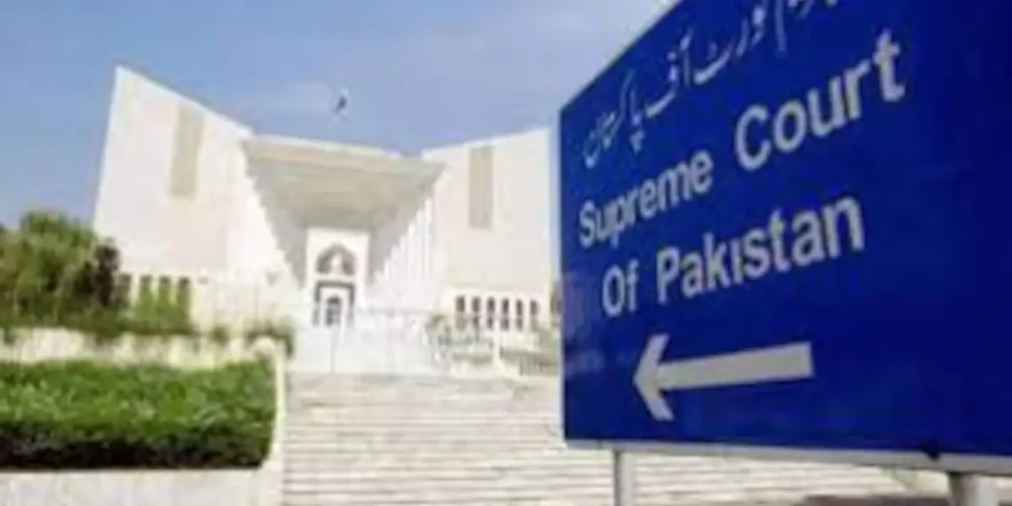 فریقین تحریک عدم اعتماد کا معاملہ آئینی طور پر حل کریں: پاکستان سپریم کورٹ