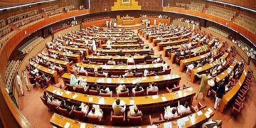 پاکستان:عدم اعتماد کی تحریک پیش کیے بغیر پارلیمنٹ کا اجلاس ملتوی