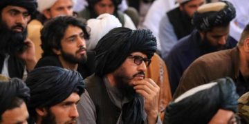 طالبان کے افغانستان میں بغیر داڑھی والے سرکاری ملازمین کو کام سے روک دیا گیا