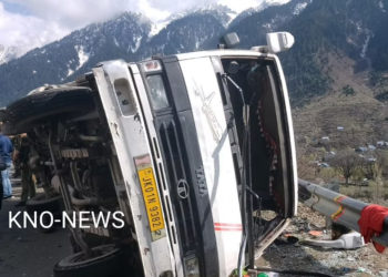 کنگن حادثے میں۲ سیاح ہلاک‘۲۲ زخمی