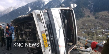 کنگن حادثے میں۲ سیاح ہلاک‘۲۲ زخمی