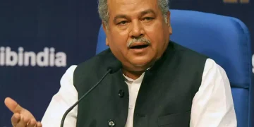کسان آمدنی بڑھانے کے لیے کوئی زرعی طریقہ اختیار کریں : تومر