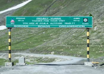 سرینگر‘جموںشاہراہ پرٹریفک کی نقل وحمل بحال