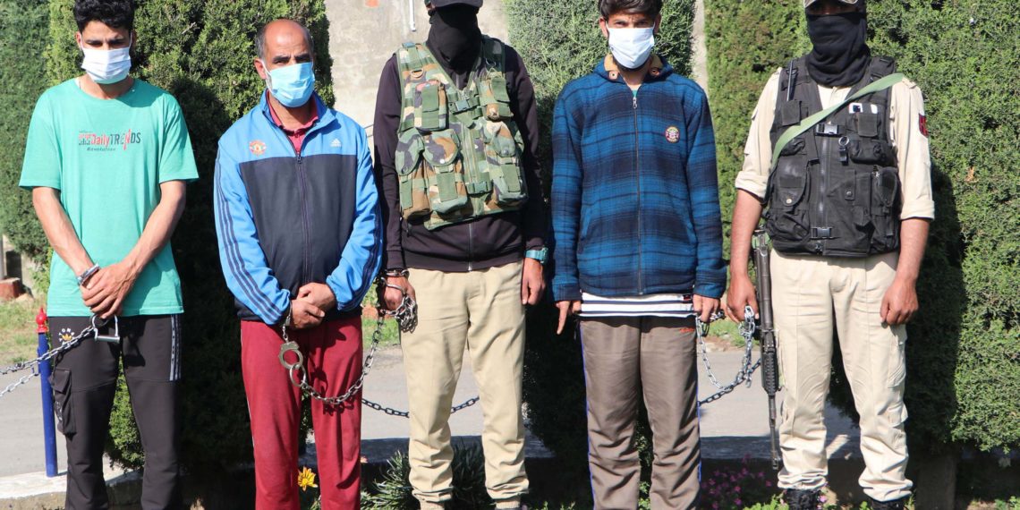 پٹن علاقے میں جیش محمد کے دو ہائی برڈ جنگجو گرفتار