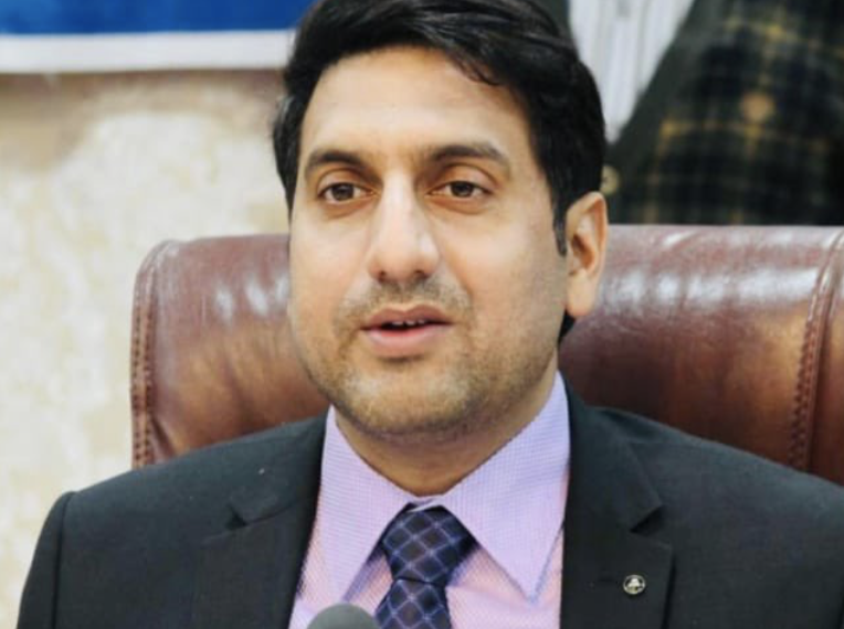 تاجرمعیاری سی سی ٹی کیمرے استعمال کرکے مشکوک نقل وحمل کے متعلق پولیس کو مطلع کریں:حکومت
