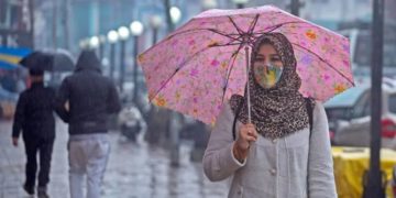 وادی میںبارشوں سے شبانہ درجہ حرارت کئی ہفتوں بعد معمول سے نیچے درج