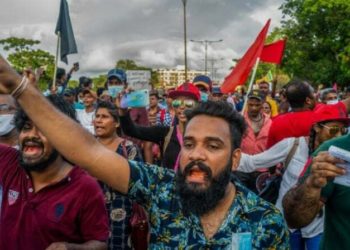 سری لنکا میں مظاہرین پرپولیس کی فائرنگ، ایک شخص ہلاک