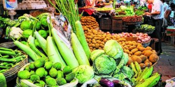 ماہ صیام : سوپور میں ناجائز منافع خوری عرو ج پر