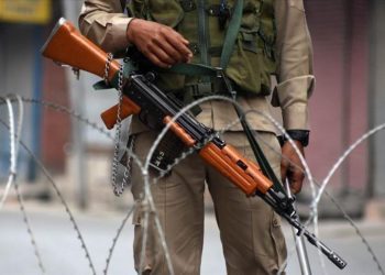 جموں کشمیر میں ۷۹ غیر ملکیوں سمیت ۱۷۲ جنگجو سرگرم :فوج