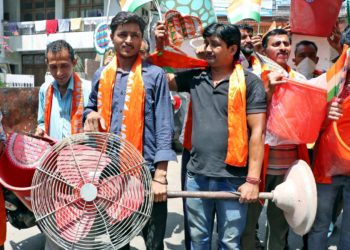 بجلی بحران :جموں ‘ بٹہ مالو، گنپت یار اور لاوے پورہ میں خواتین کا احتجاج