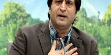 تشدد کا مقصد کشمیر کی معیشت کو تباہ کرنا ہے : سجاد غنی لون