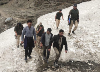 ایس ایس پی گاندربل کا بال تل سے امرناتھ گھپا تک کے راستے کا سیکورٹی جائزہ