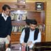 اکشے لابرو نے ڈائریکٹر انفارمیشن کا چارج سنبھالا‘عملے سے تبادلہ خیال