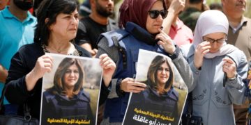 امریکہ کا فلسطینی نژاد امریکی خاتون صحافی شیرین ابو عاقلہ کی ہلاکت کی تحقیقات کا مطالبہ
