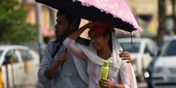 ہندوستان میں گرمی کی شدت عروج پر ، ایڈوائزری جاری