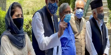 کشمیری پنڈتوں کی سیکورٹی کے معاملے پر پی اے جی ڈی لیفٹیننٹ گورنر سے ملے گی
