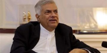 صرف ایک روز کا پیٹرول رہ گیا، سری لنکن وزیراعظم نے قوم کو خبردار کردیا