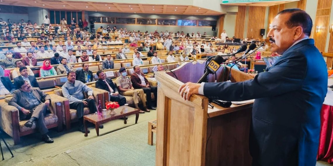 ’وزیر اعظم مودی نے جموں و کشمیر یو ٹی میں مجموعی ترقی کو اولین ترجیح دی ہے‘