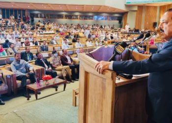 ’وزیر اعظم مودی نے جموں و کشمیر یو ٹی میں مجموعی ترقی کو اولین ترجیح دی ہے‘