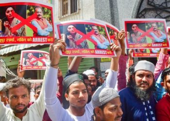 توہین آمیز بیانات:ملک بھر میں مظاہرے