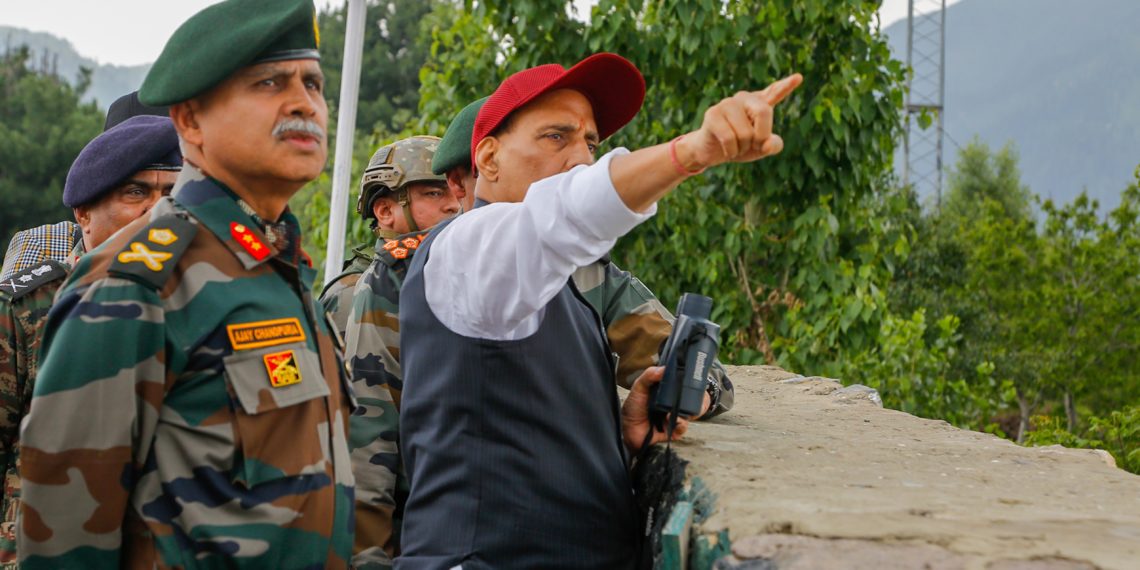 کشمیر میں جنگجویانہ سرگرمیاں کم:راج ناتھ