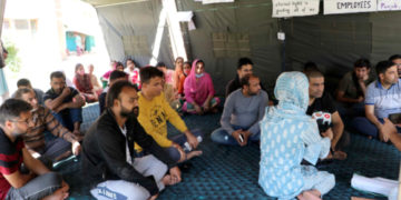 ٹارگیٹ کلنگ :جموں اور سرینگر میں دوسرے روز بھی احتجاجی مظاہرئے ‘ دھرنا