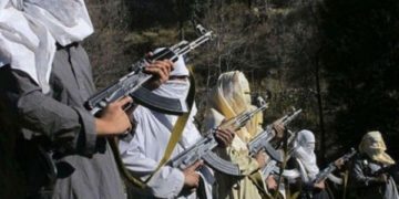 سرحد پار تربیتی کیمپوں میں 5 سے 7 سو کے قریب جنگجو موجود:فوج