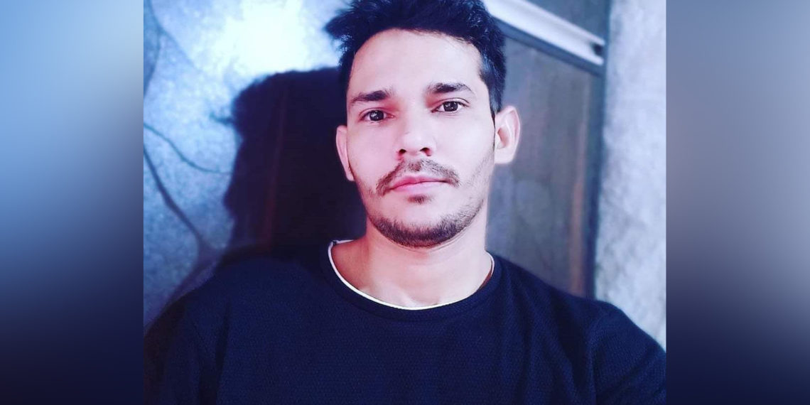 وجے کی فروری میں شادی ہوئی تھی ‘اگلے ماہ دس پندرہ دنوںکیلئے گھر آنا تھا :والد