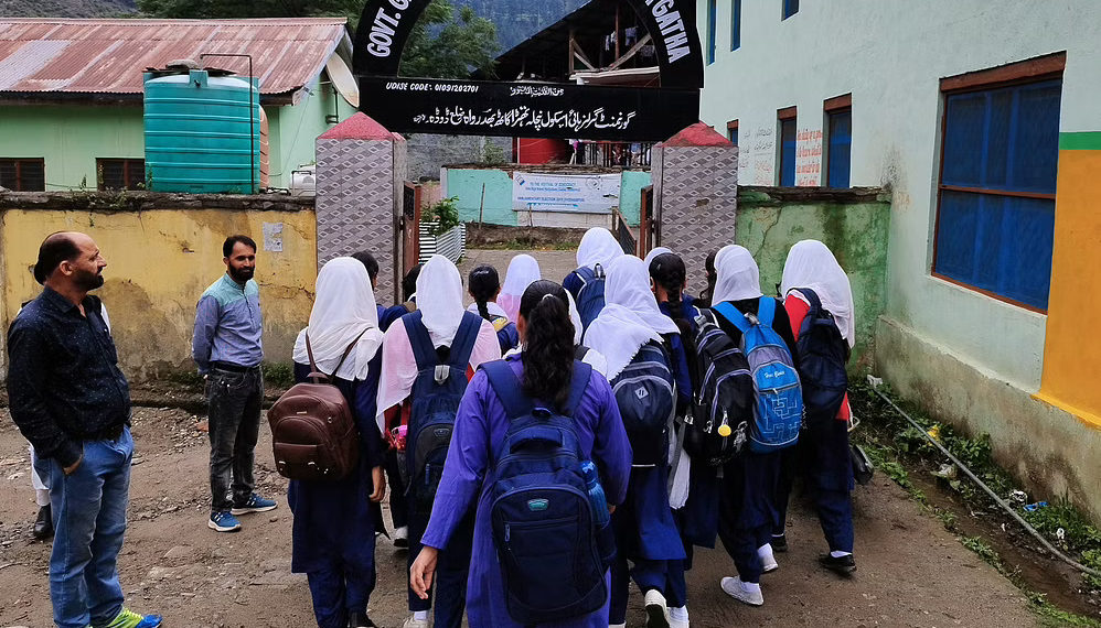 بھدرواہ میں ۹ لوگ گرفتار ،کشتواڑ میں کرفیو میں نرمی