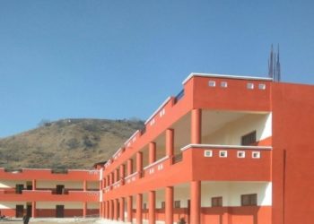 ضلع بڈگام اور شوپیان میں ڈگری کالجوں کی تعمیر کیلئے محکمہ اعلیٰ تعلیم کو ۱۳۸ کنال اَراضی منتقل کرنے کو منظوری