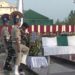 پلوامہ میں جان بحق ہو نے والے اے ایس آئی کی میت پر گلباری