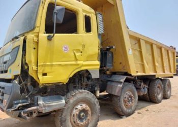 سوپور: غیر قانونی معدنیات نکالنے والوں کے خلاف کارروائی‘۱۲ ٹریکٹر ضبط کر لیے