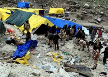 امرناتھ گھپا کے قریب لاپتہ یاتریوں کی تلاش کیلئے کارروائی جاری