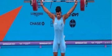انچیتا شولی نے کامن ویلتھ گیمز کے ریکارڈ کے ساتھ ہندوستان کے لیے تیسرا طلائی تمغہ جیتا