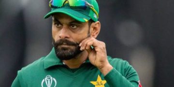 پہلے میچ میں نیدر لینڈز کی پرفارمنس نے ٹیم انتظامیہ پر پریشر ڈالا: حفیظ