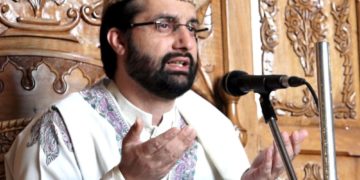 میر واعظ عمر فاروق کو جامع مسجد جانے کی اجازت نہیں دی گئی