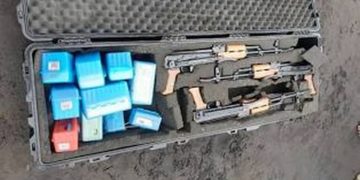 مہاراشٹر کے شری وردھن میں مشتبہ کشتی سے بھاری مقدار میں اسلحہ برآمد