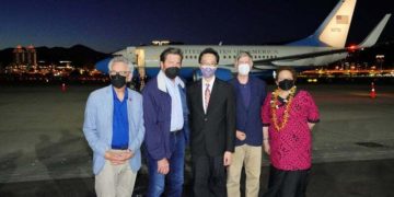 نینسی پلوسی کے بعد امریکی قانون سازوں کا ایک اور وفد تائیوان پہنچ گیا