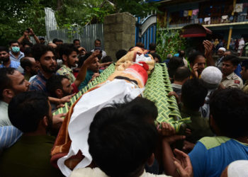 جموں میں کشمیری پنڈتوں نے تازہ ہلاکتوں کے خلاف احتجاجی دھرنا دیا