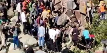 جموں و کشمیر: پونچھ میں دلدوز سڑک حادثہ،۱۱ ہلاک