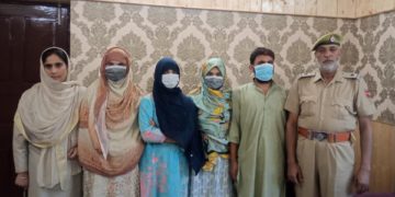 لاپتہ دو کمسن بہنوں کو جموں سے باز یاب کرکے والدین کے سپرد کیا گیا: بڈگام پولیس
