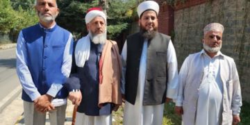 جموں کشمیر:متحد علما اہلسنت کا پانچ رکنی وفد منوج سنہا سے ملاقی