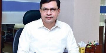افسران کو ہر گھر میں کنکٹویٹی کو یقینی بنانا چاہئے : وزیر مواصلات