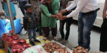 جموں وکشمیر میں دیوالی کا تہوار جوش و خروش کے ساتھ منایا گیا
